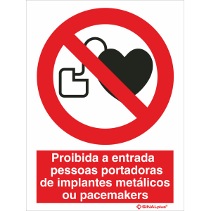 Proibida a entrada a pessoas portadoras de implantes metálicos ou pacemakers 21390